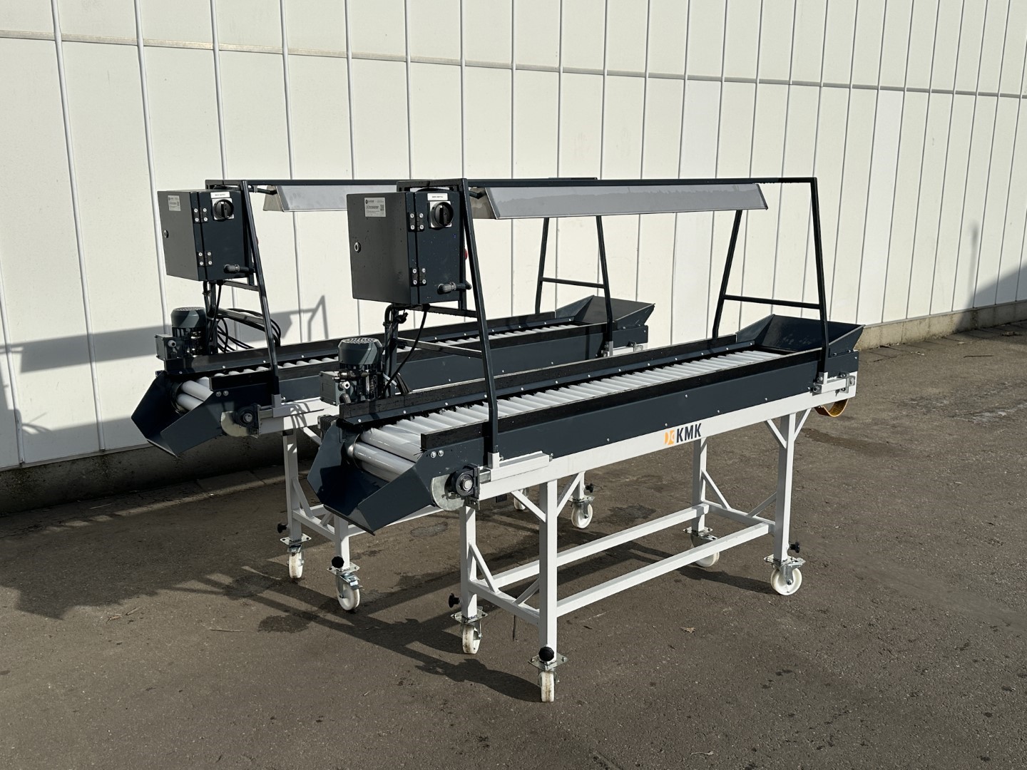 KMK T2004 Валковый инспекционный конвейер 200 х 40 см