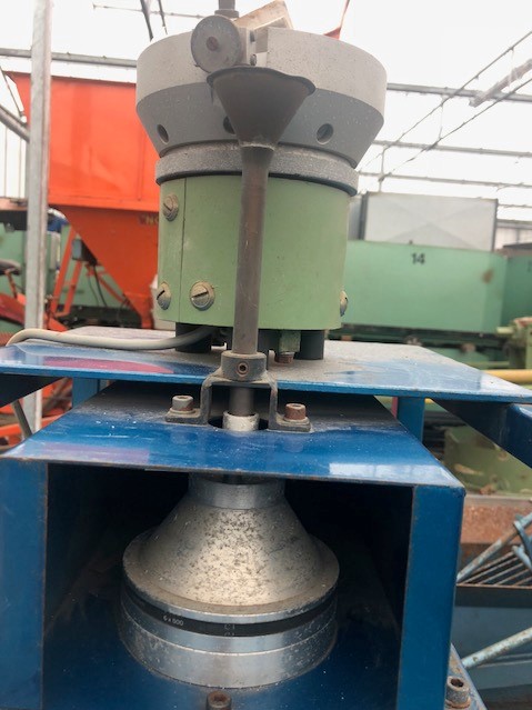 �������� ������ Visser F20 � ������������ �������