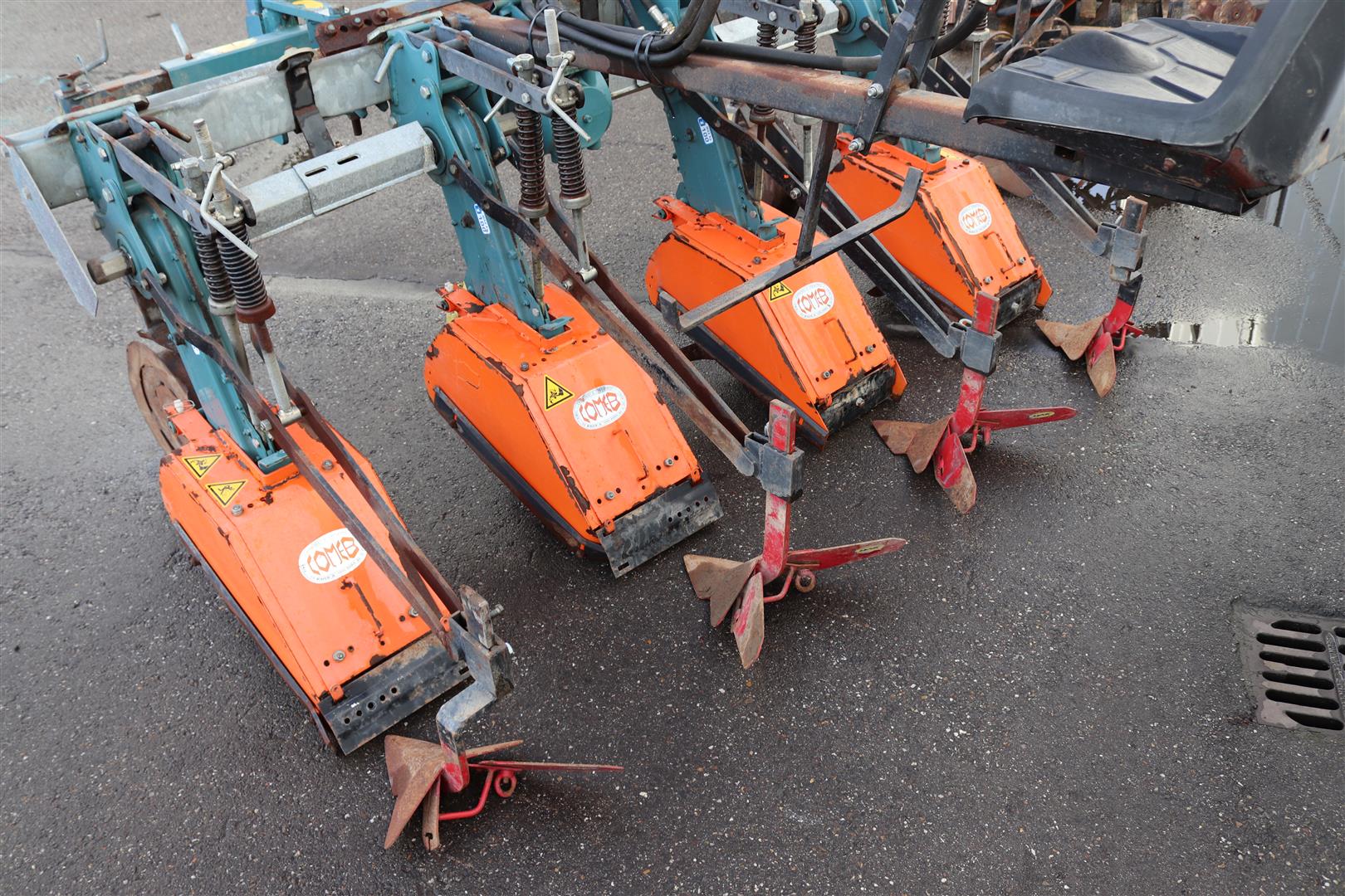 ����������� Comeb Interrow � 4 ����������