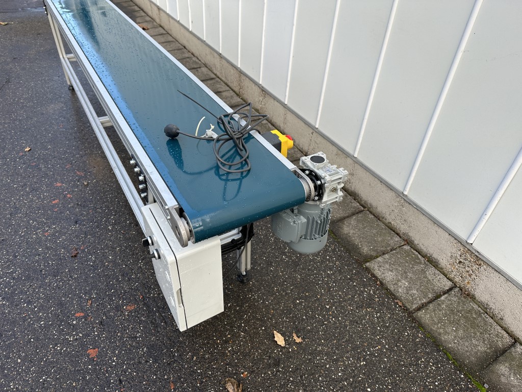 �������� 310 � 31 ��