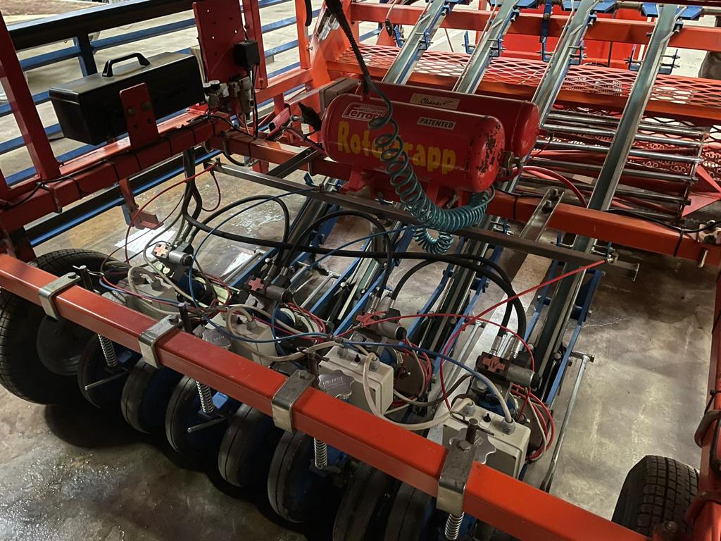4-������ ����������������� ������ Ferrari Rotostrapp ��� ��������� ������