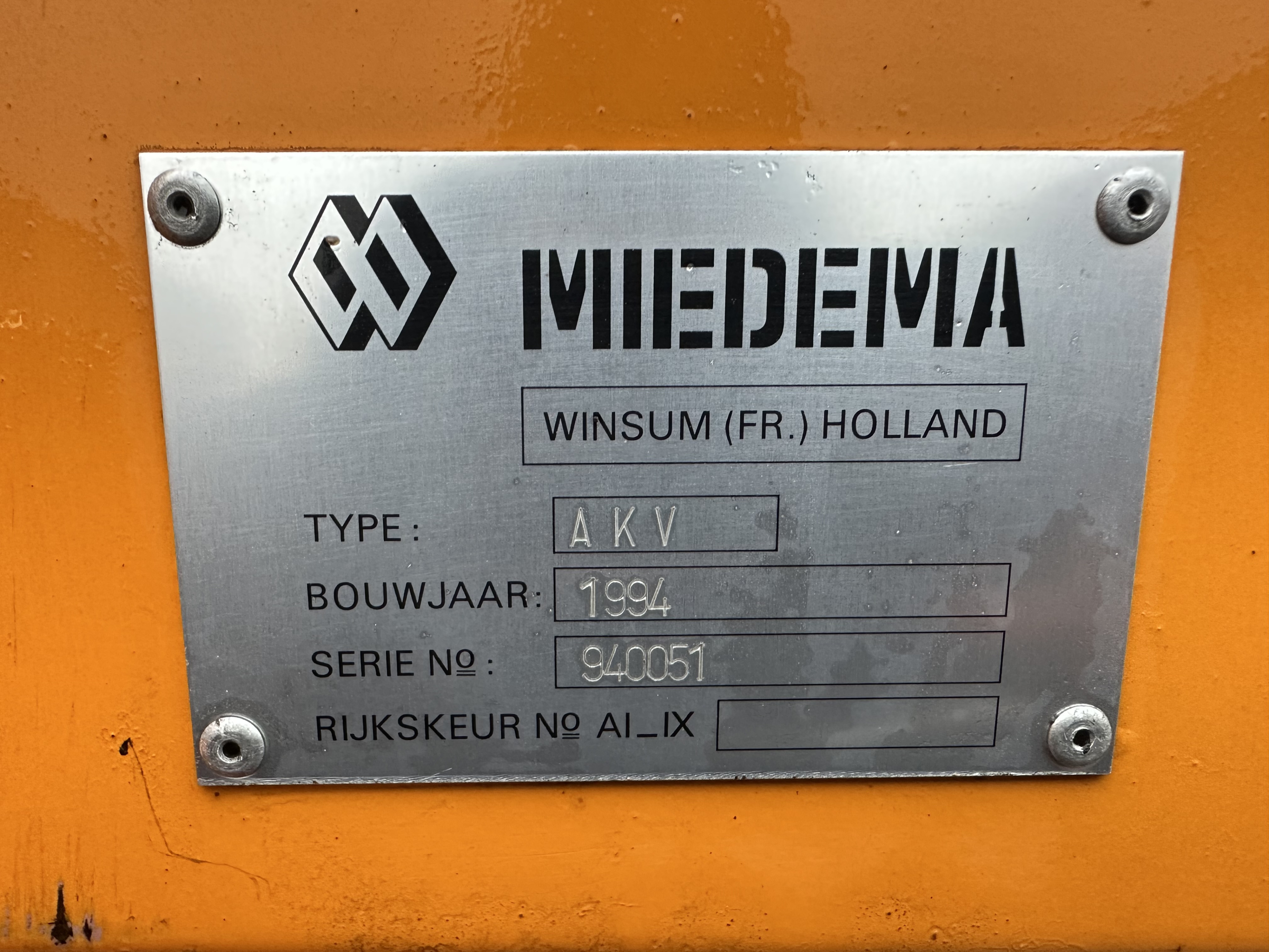 ����������� ������ Miedema AKV290/70