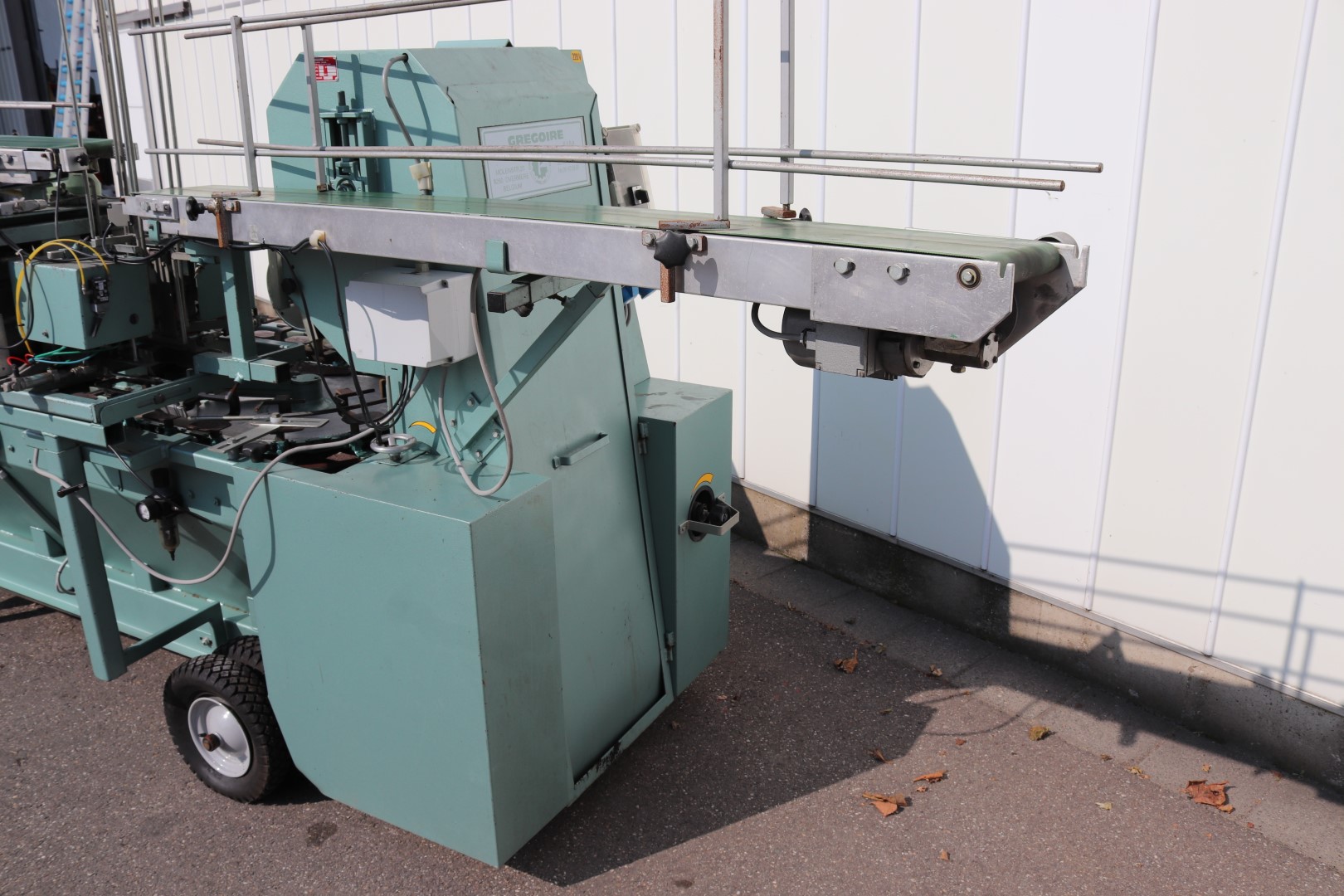 Heto H14C potting machine with 2 potdispensers