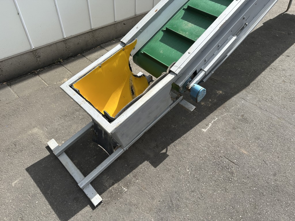 Propak Элеваторный конвейер 230 см +280 см x 50 см