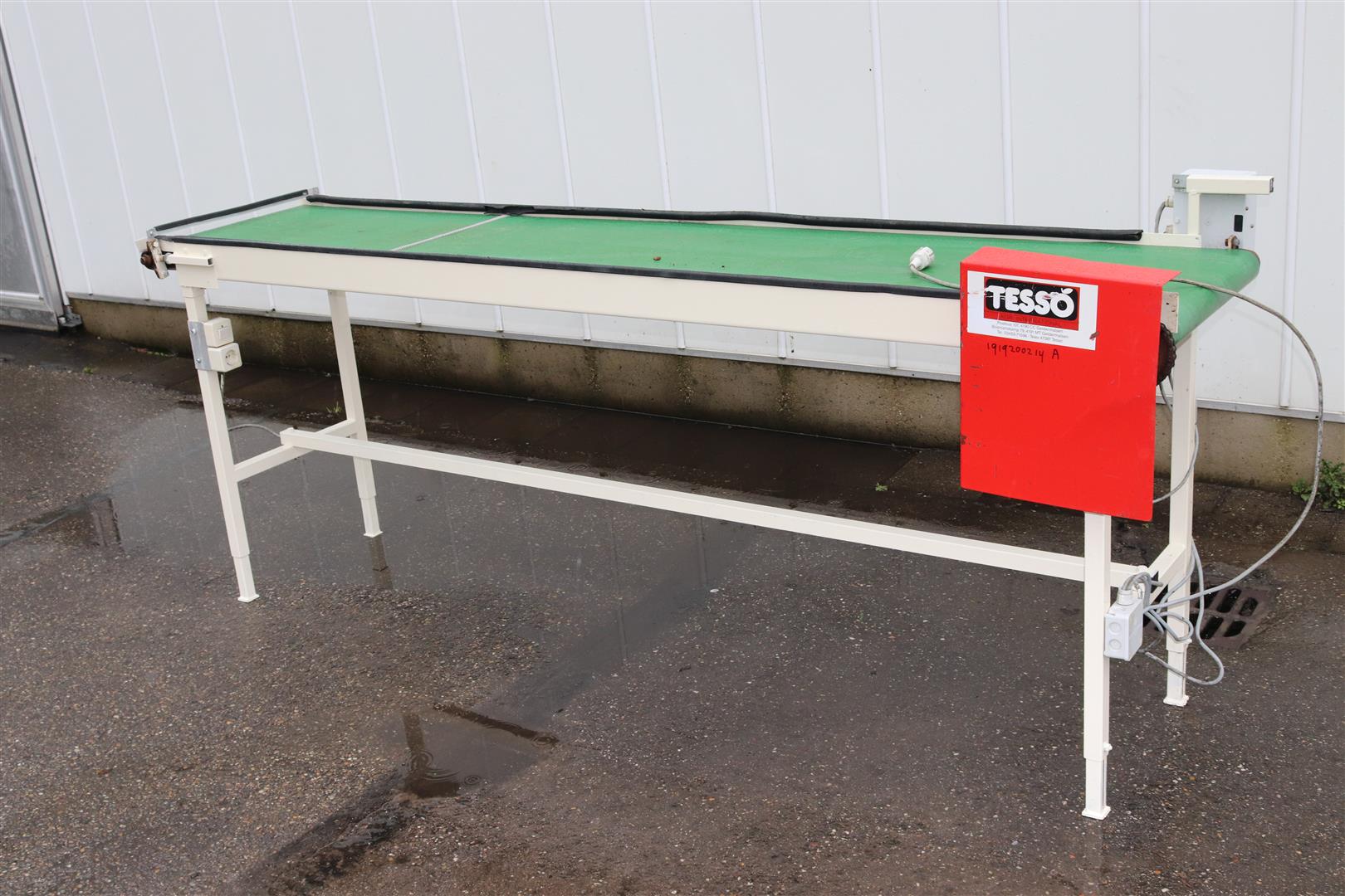 Конвейерный упаковочный стол Tesso 255 x 50 см