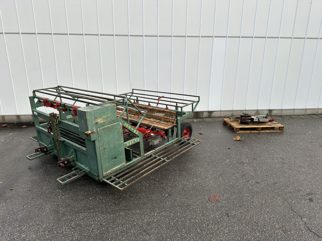 Compact Bruno 160 R4 рассадопосадочная машина для почвенных блоков 4 ряда для салата