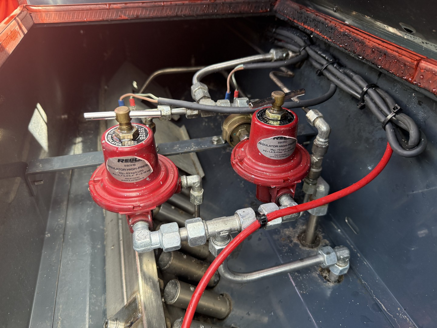 Hoaf KB 1.8 ���������� ����� 180 �� � 3 �������� ���������