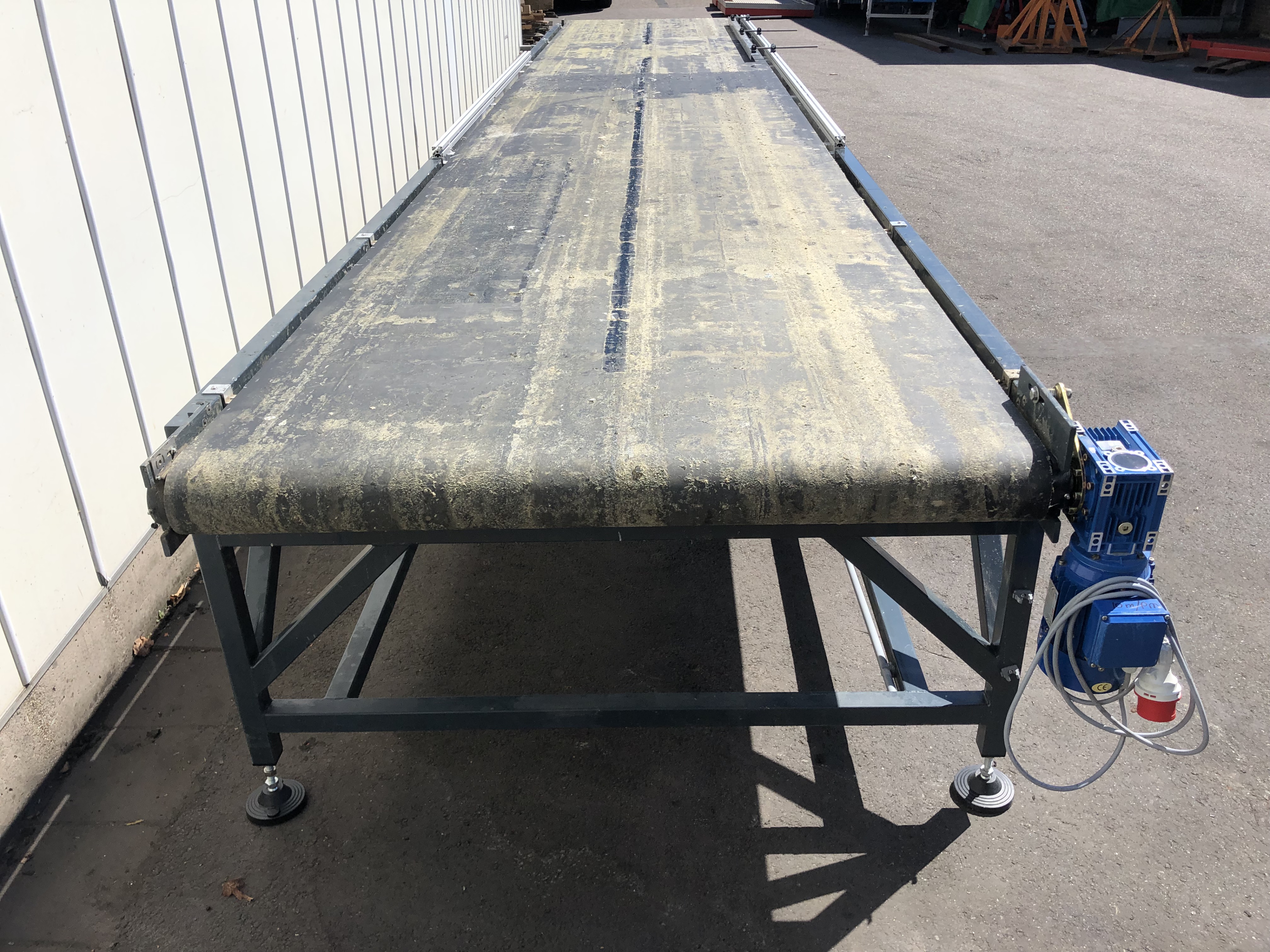 �������� 810 � 140 ��