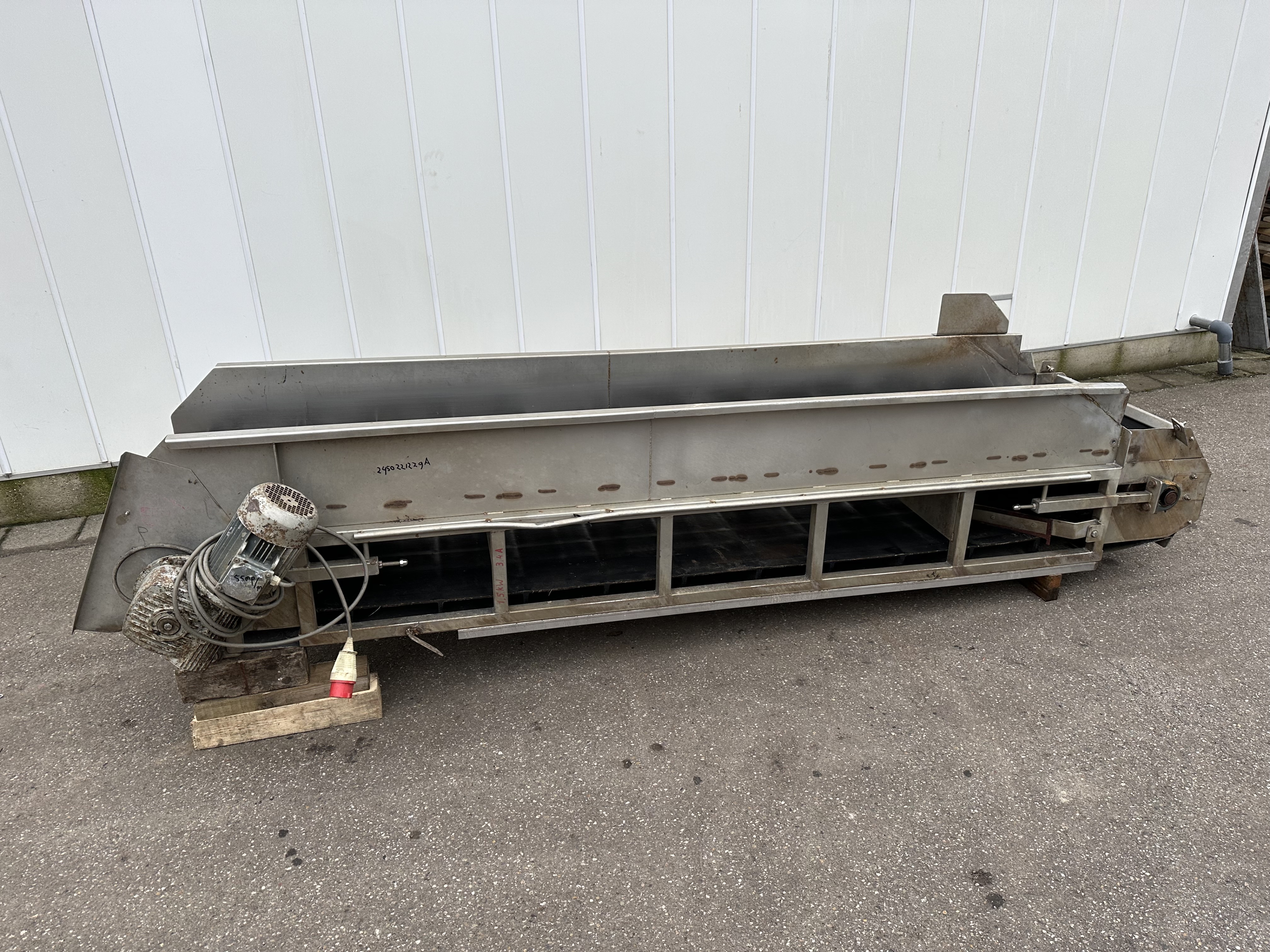 Лифт из нержавеющей стали 330 х 60 см