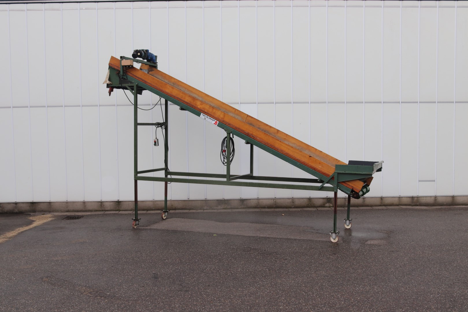 Tibo-Blokker elevator 460 x 100 cm
