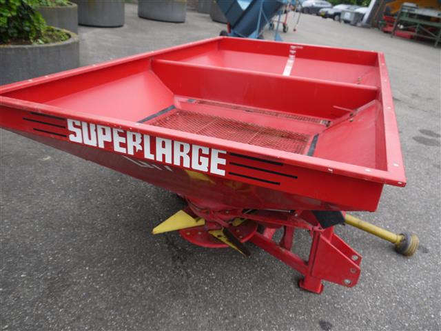 Сверхбольшой разбрасыватель удобрений Lely 1600