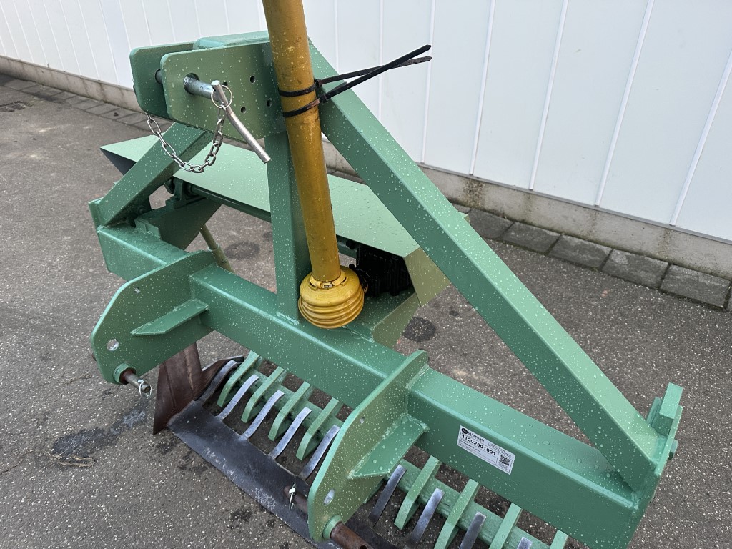Compact E142 Вибрационная выкопочная скобa