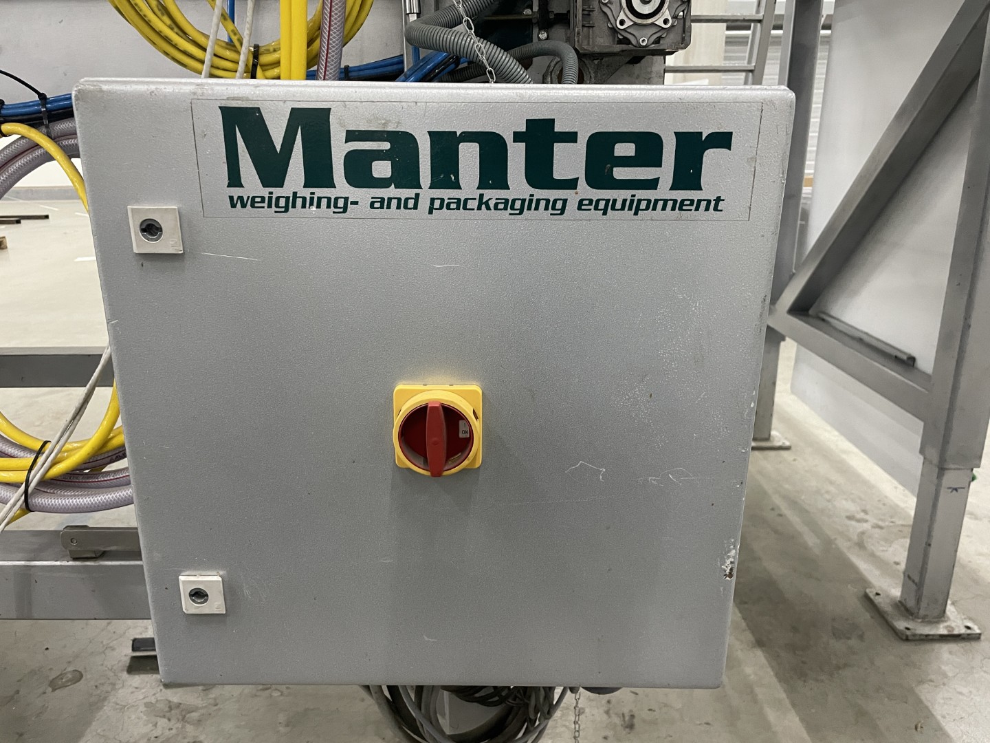 Manter VP16000 Весовой дозатор с 3 подъемниками и дозировочными конвейерами