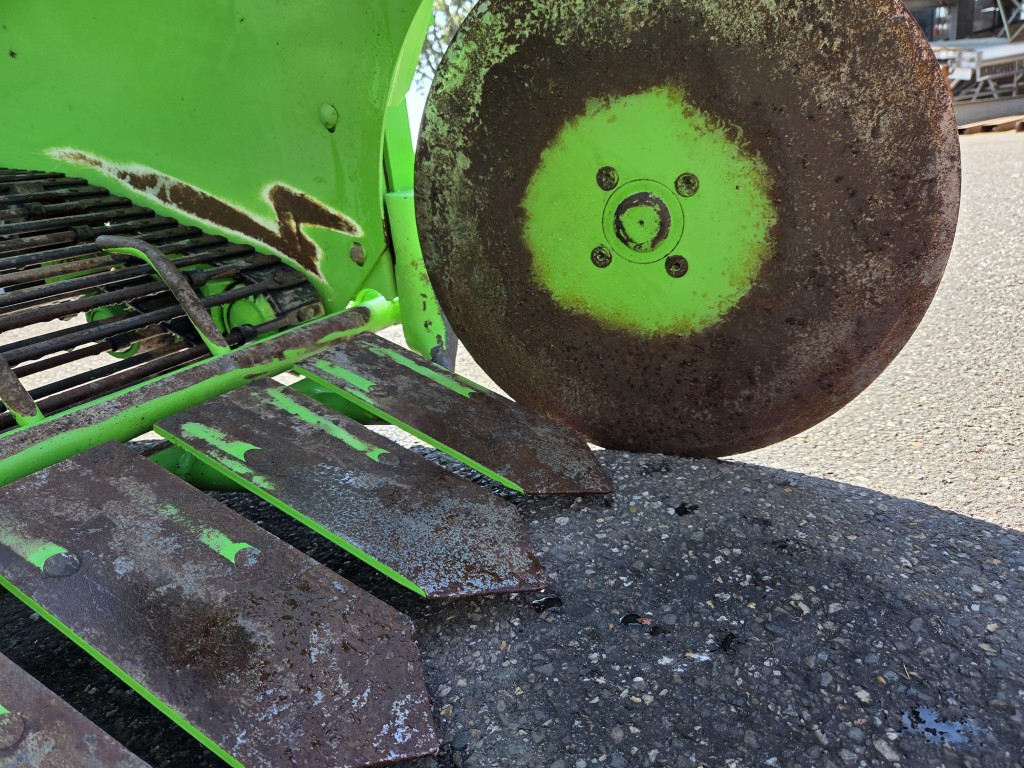 Unia Wega 1400 ������������������ ������� ������ 140 ��