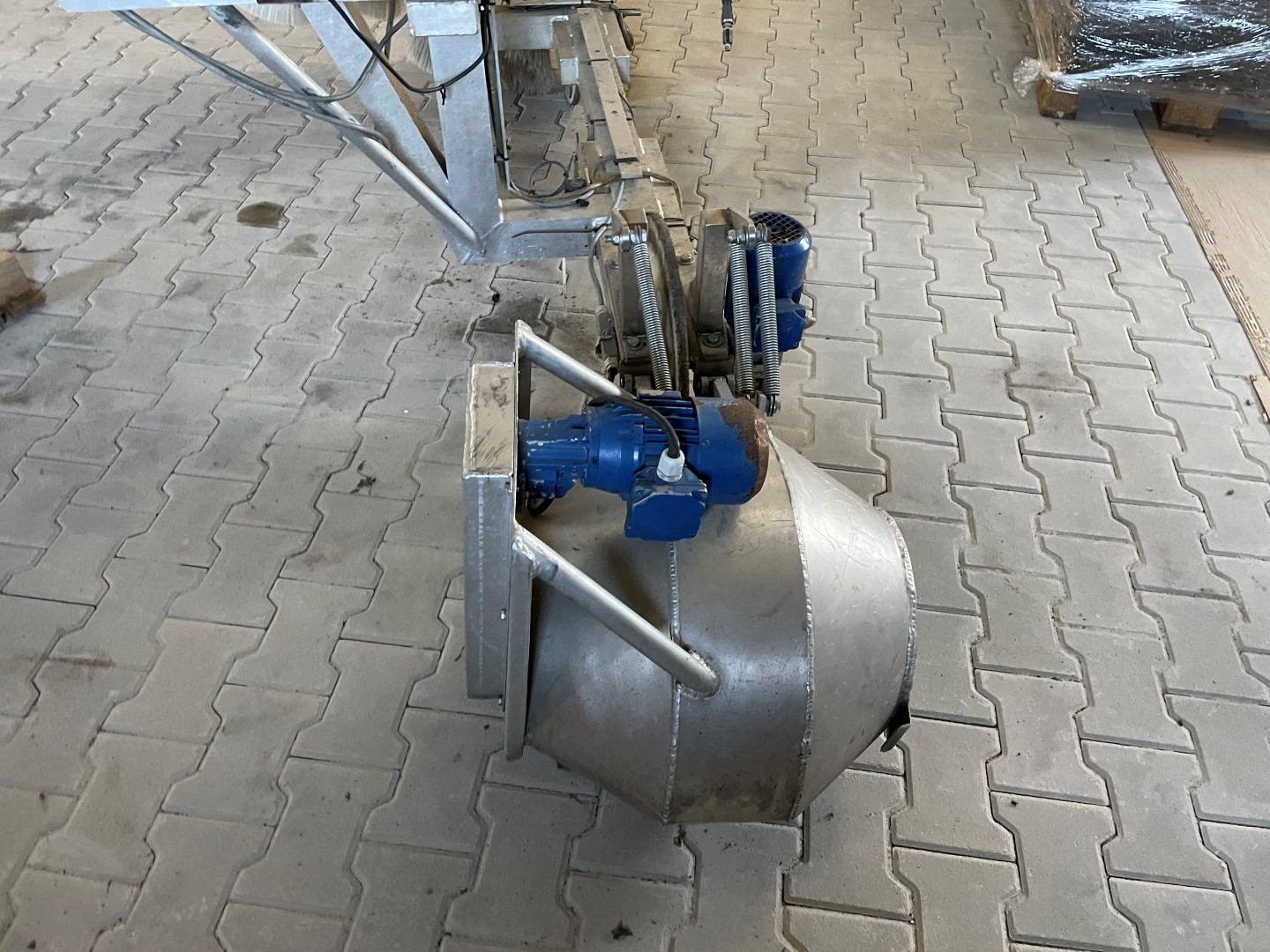 Eterpol greenhouse roof washing machine 400 cm to 480 cm