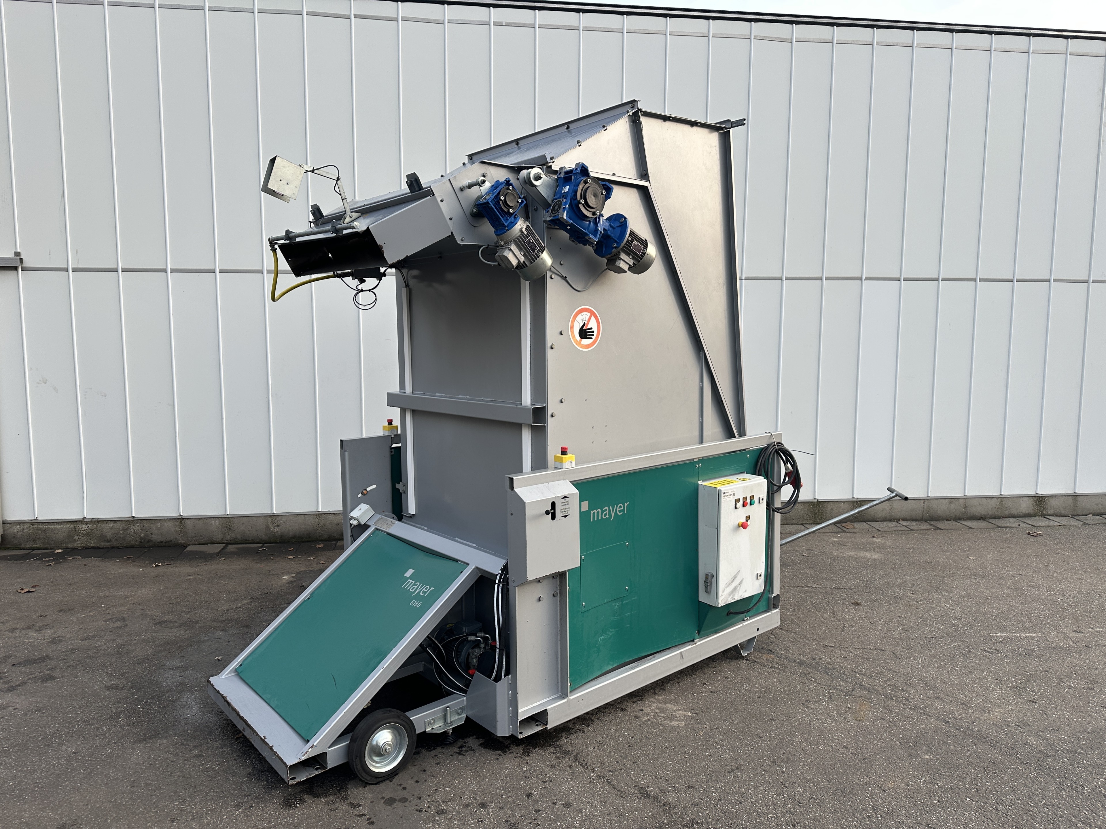 Mayer BZ6160 Дозатор брикетов субстрата Big-Bale