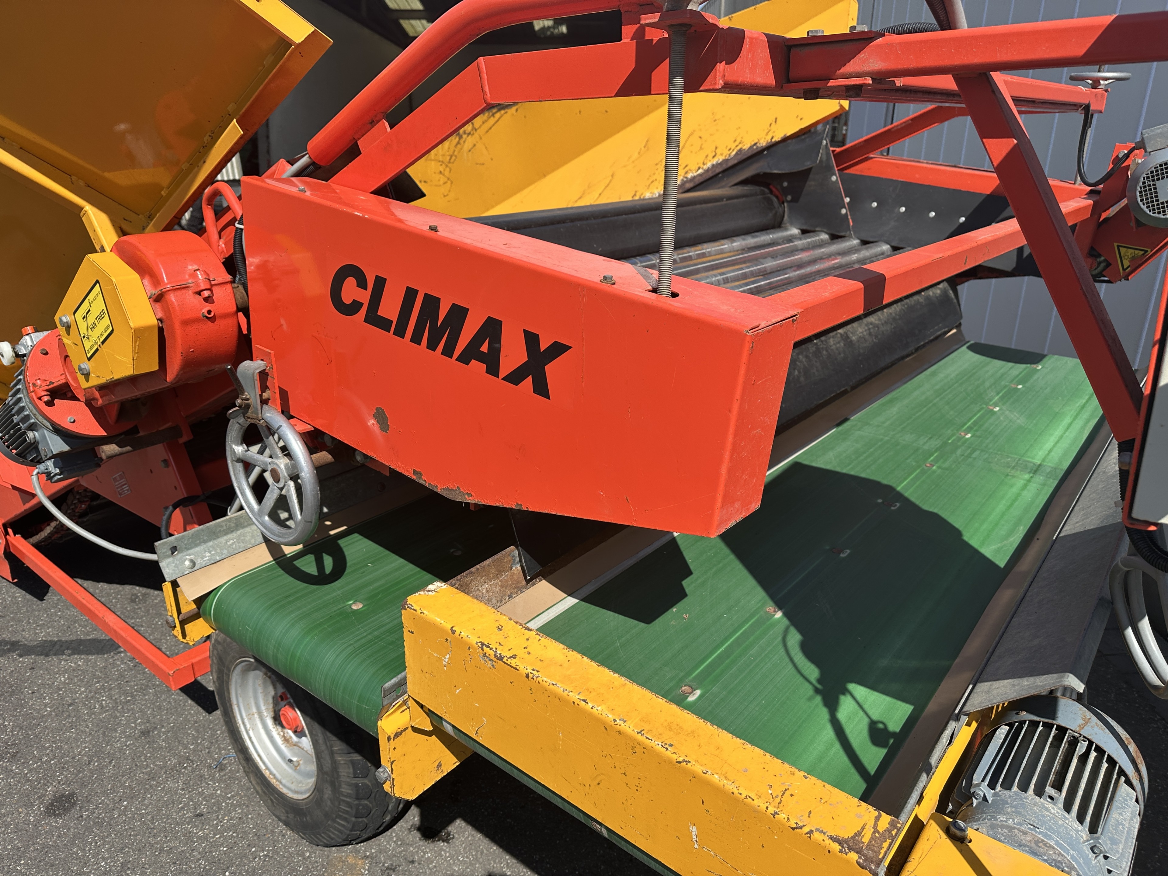 Climax CSB 2000P Приемный бункер