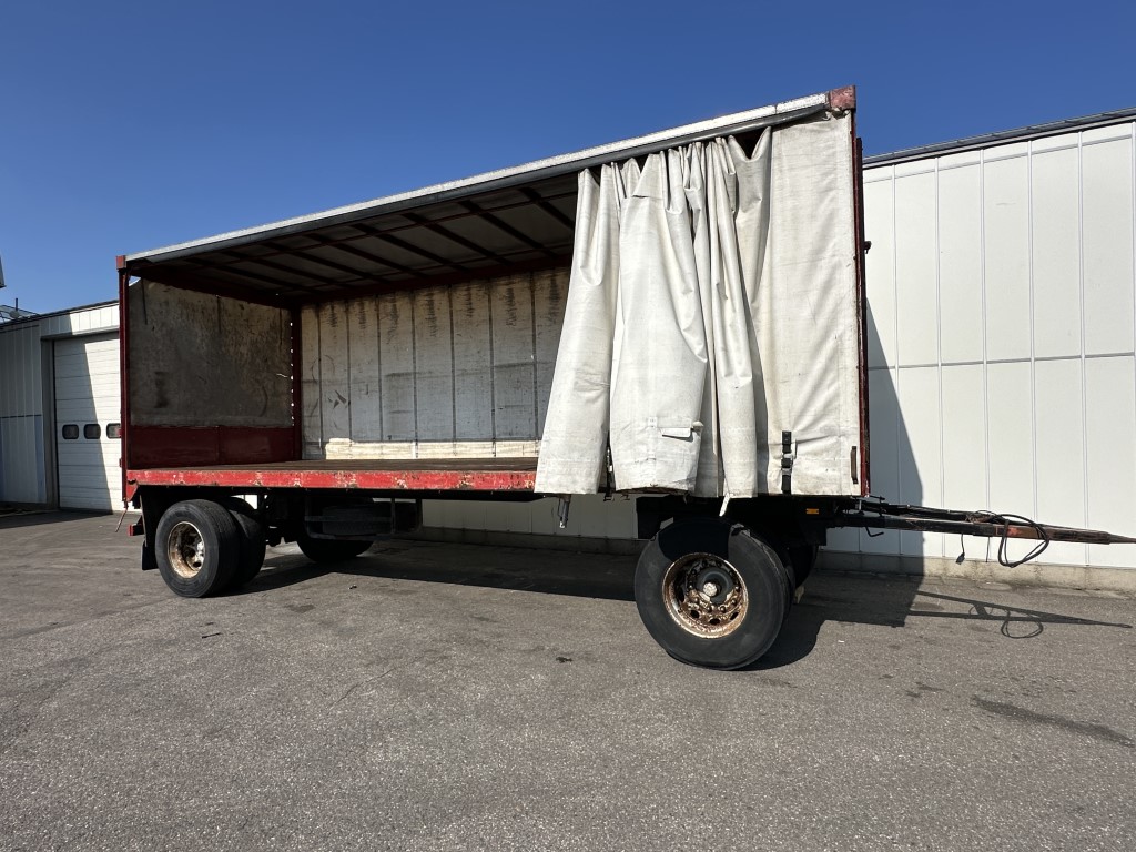 Прицеп для сбора урожая 735 x 245 см, 20 тонн