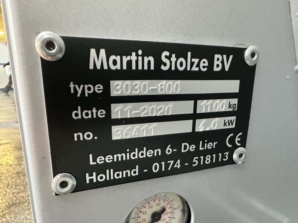 Martin Stolze 3030 Машина для набивки горшков торфом с пневматическим дозатором и выталкивателем