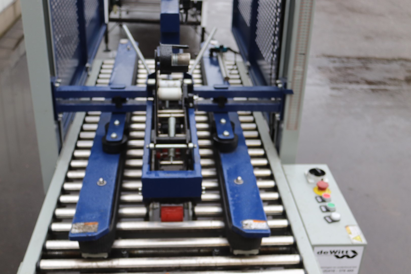 Youngsunpack Europe Carton Sealer