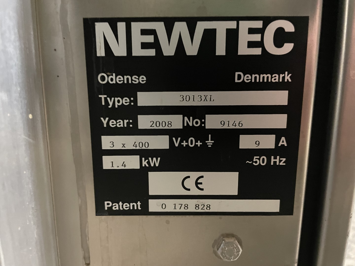 ��������������� ���� Newtec 3013XL
