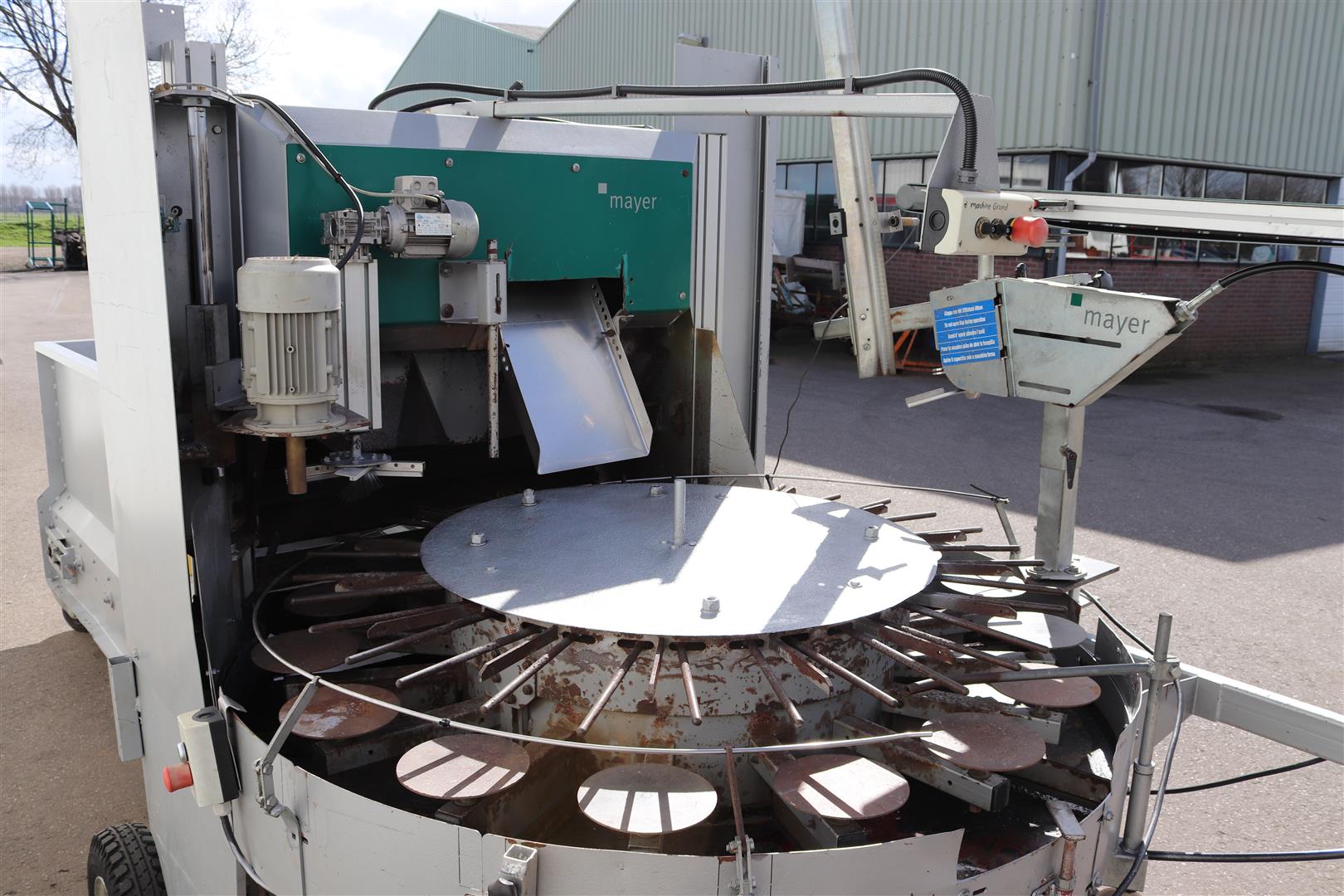��������� ������ Mayer TM2400 � ���������