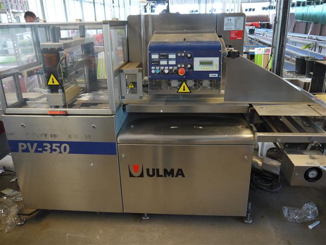 Флоупакер Ulma PV350 с входным конвейером