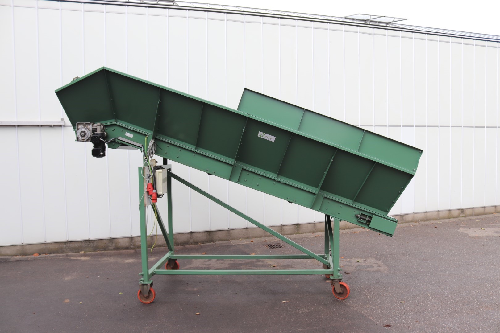 Schouten hopper 365 x 80 cm with adjustable speed