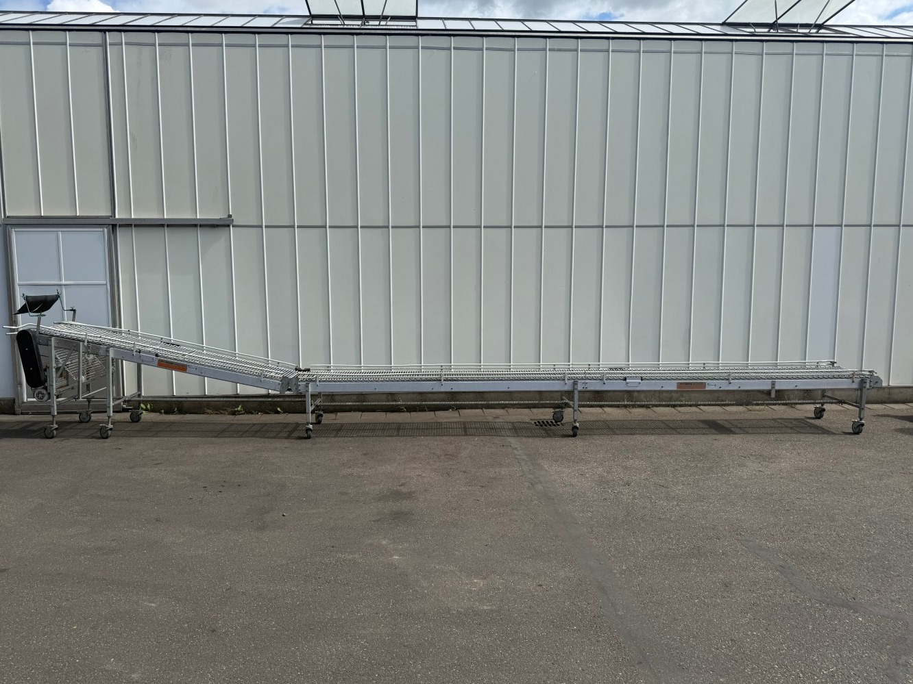 Capway Цепной конвейер 880 см x 65 см