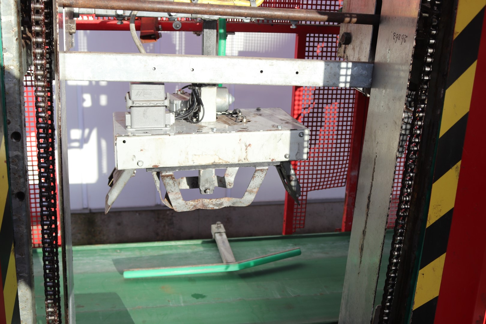 Система наполнения ведра BTM T601 для цветов.