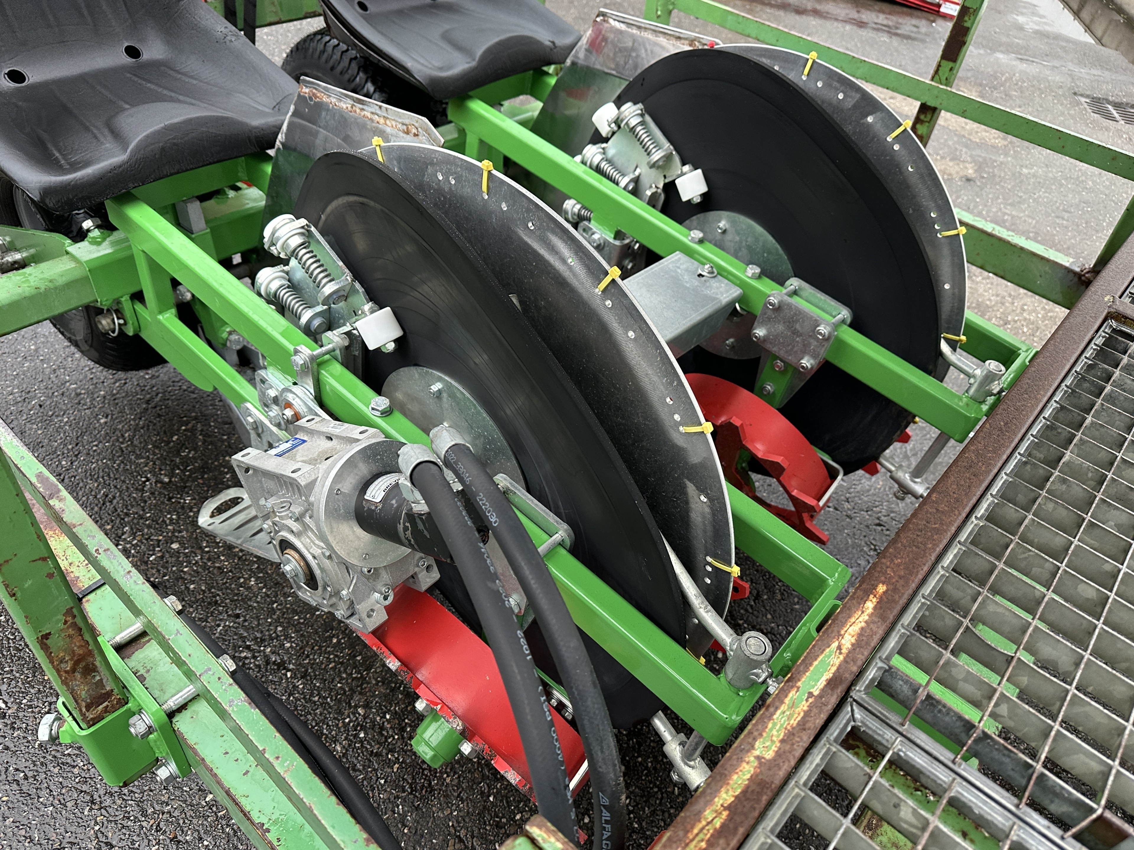 Basrijs disc planter BPS/2R ���������� ������ 2 ����