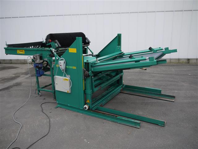 Greefa HD1210 boxtipper с регулируемым дозирующим конвейером для фруктов.