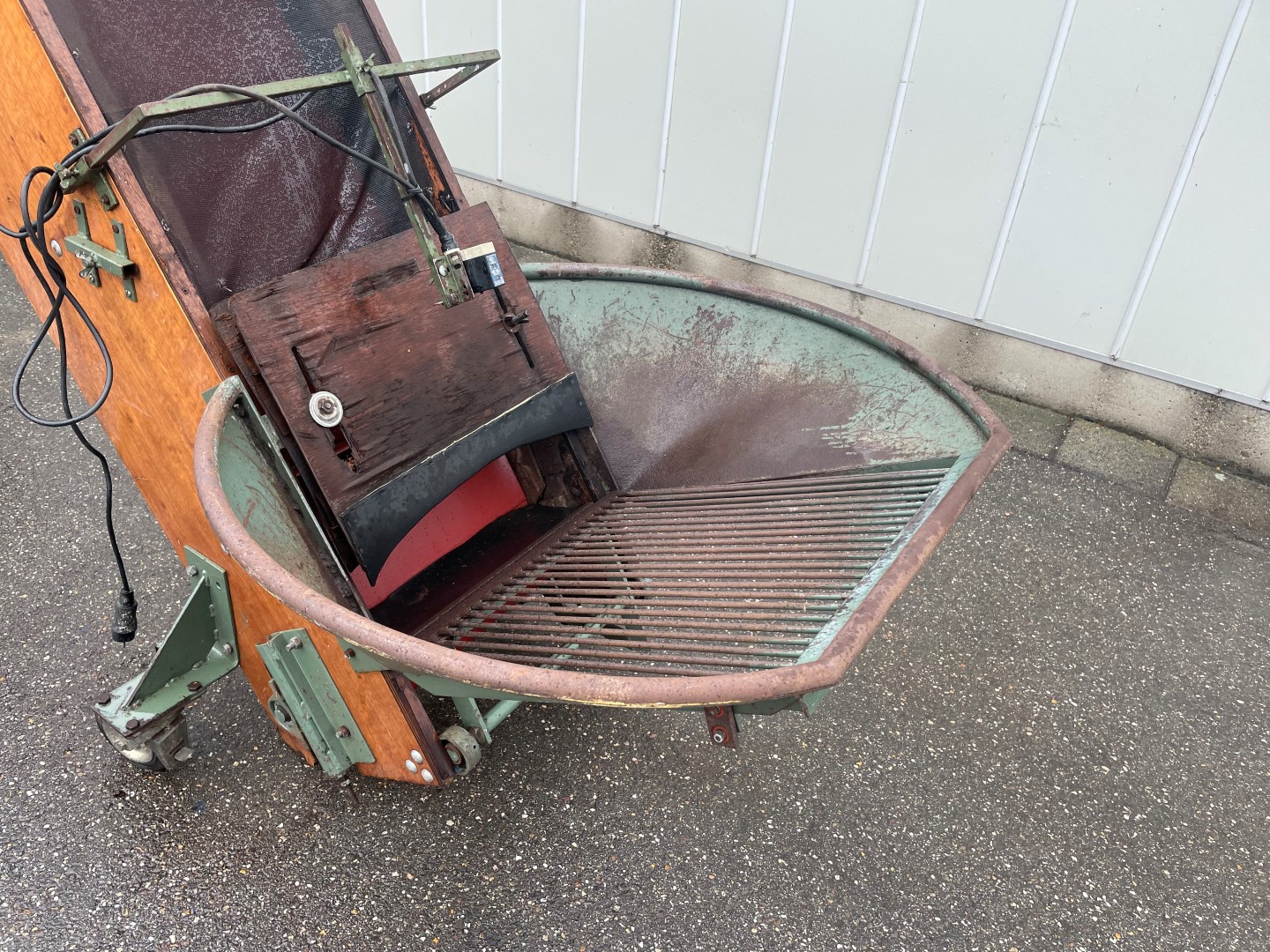 ���������������������� ������ Demco 80 ��