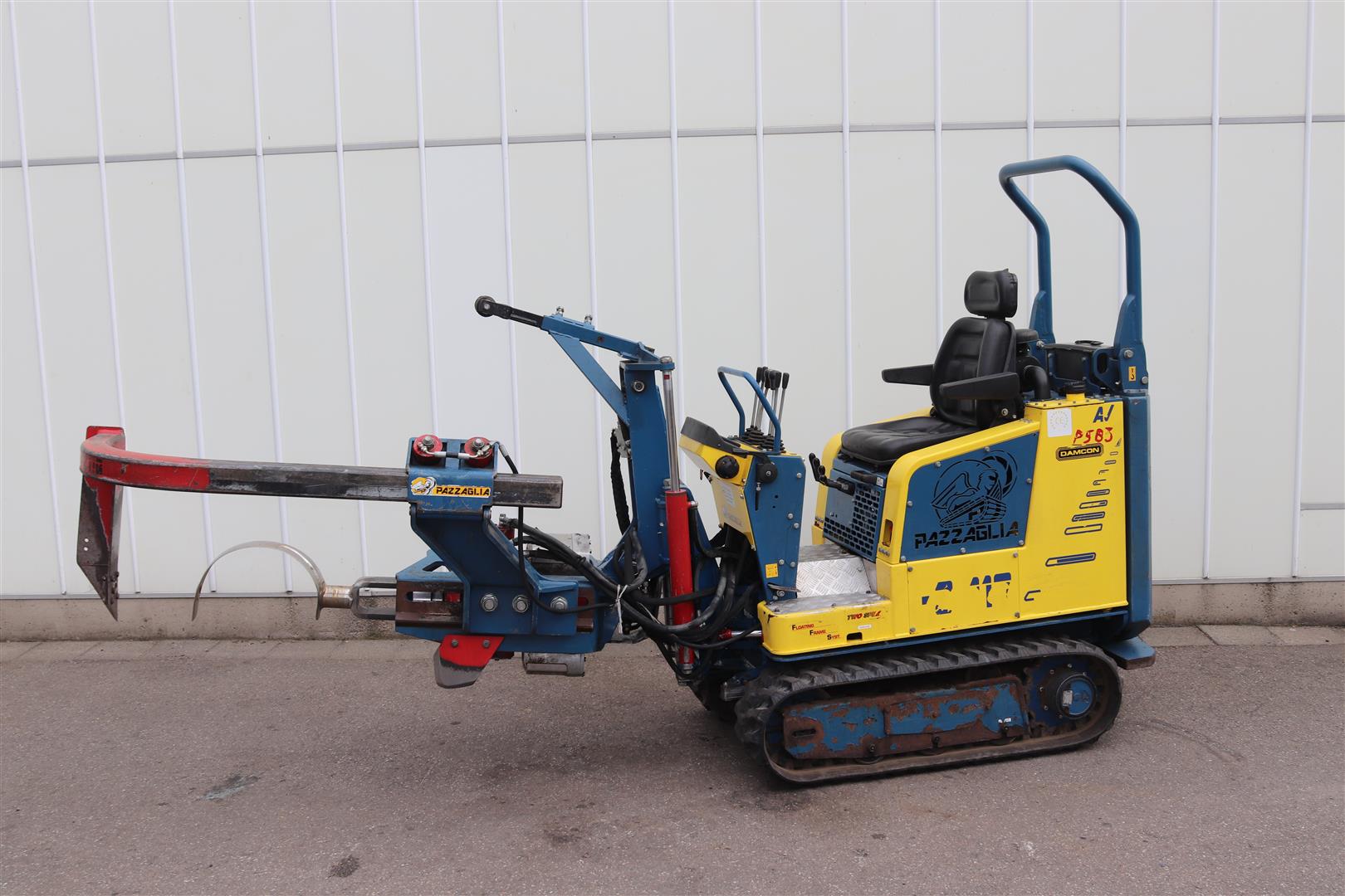�������� ��������� ���� Pazzaglia FZ-110 AV