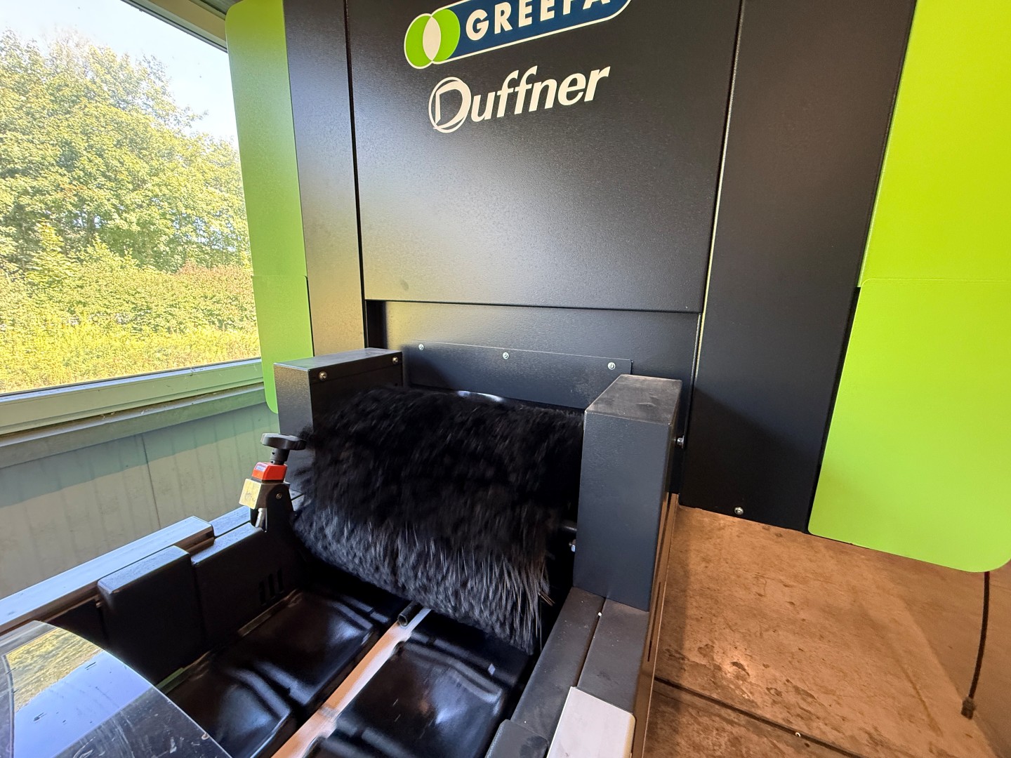 Greefa CombiSort ������������ ��� ���������� ����� � ������� 2 ����� � ����������������, ��������������� ������������� ������� � ��������������