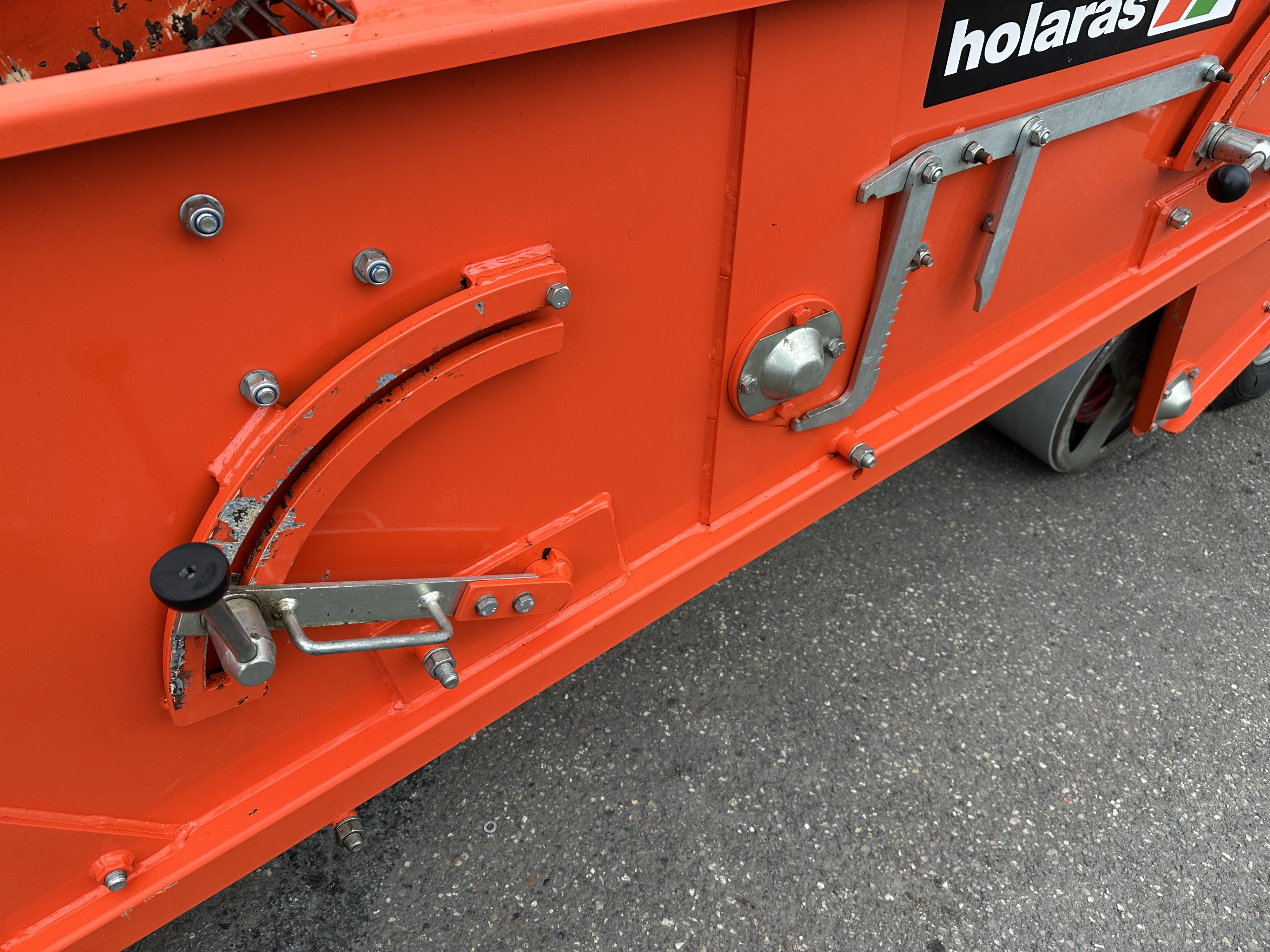 Holaras UR-135-HZ-SR Лукоуборочный комбайн