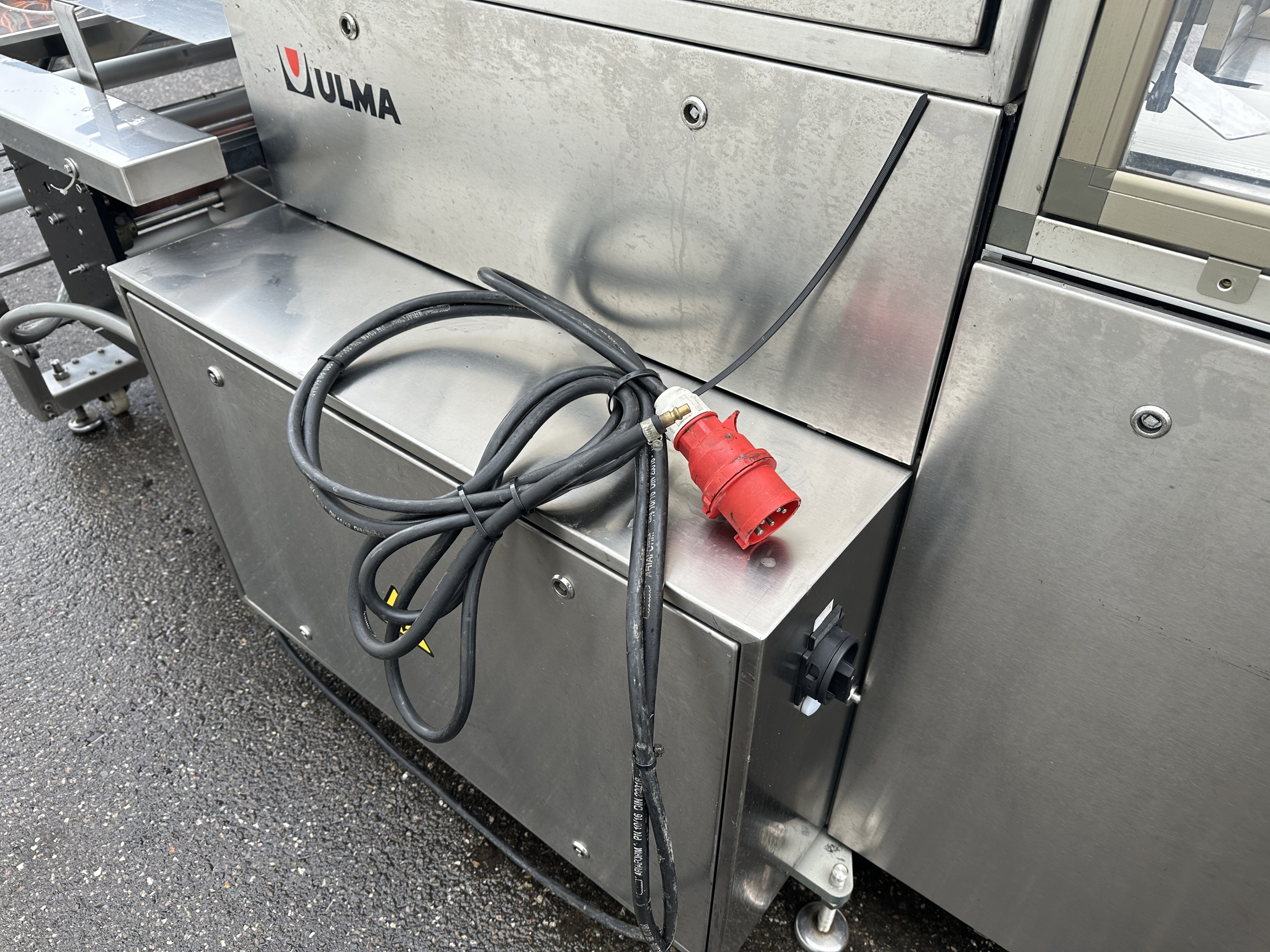 Ulma PV-350 ����������� ������ ����-��� (Flow pack) � ������� �������� ����������