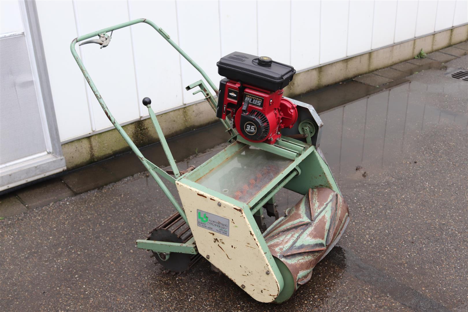 Ванденберг Habe механическая сеялка с Briggs & Stratton двигатель