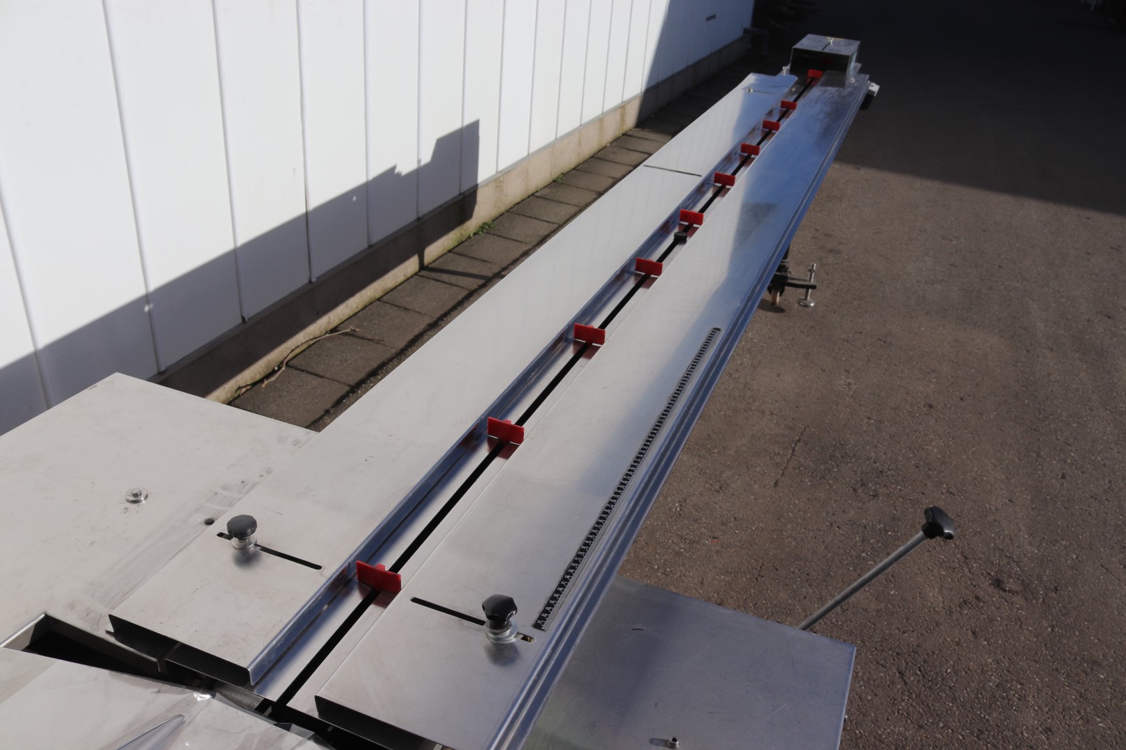 Ulma PV-350 LS-H-I-X Упаковочная машина флоу-пак (Flow pack) с еврозамком