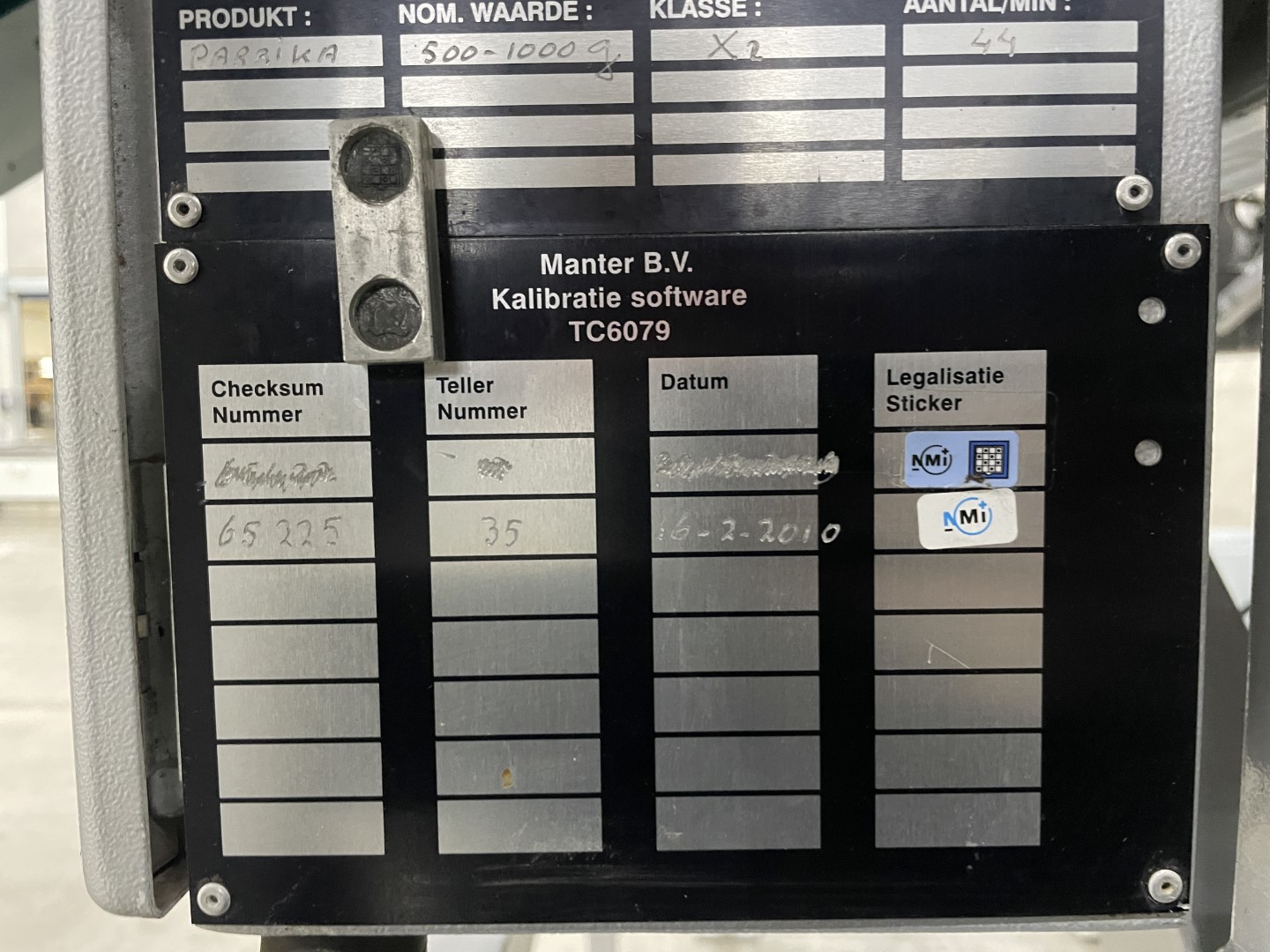 Manter VP16000 Весовой дозатор с 3 подъемниками и дозировочными конвейерами