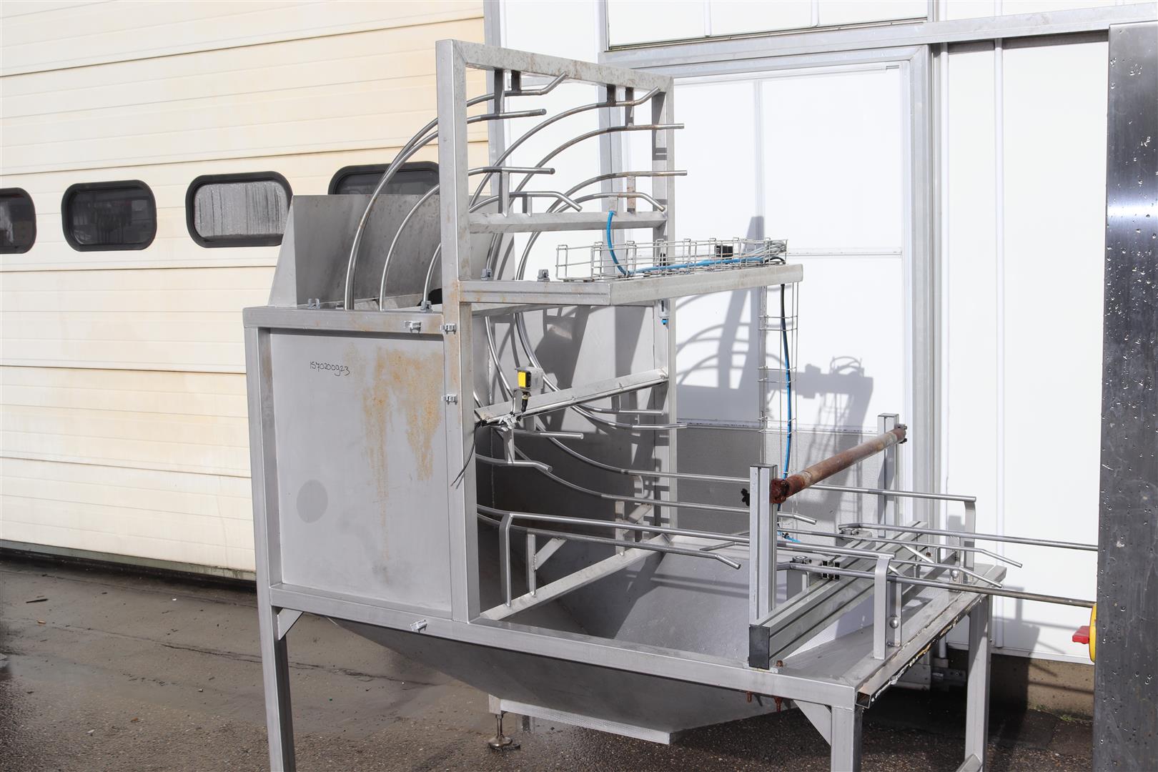 Промышленная машина для мойки лотков и ящиков Mafo 570M с сушилкой 470MA