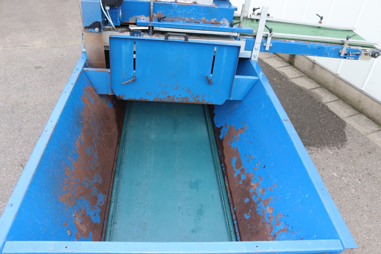 Visser Twinfill tray filler