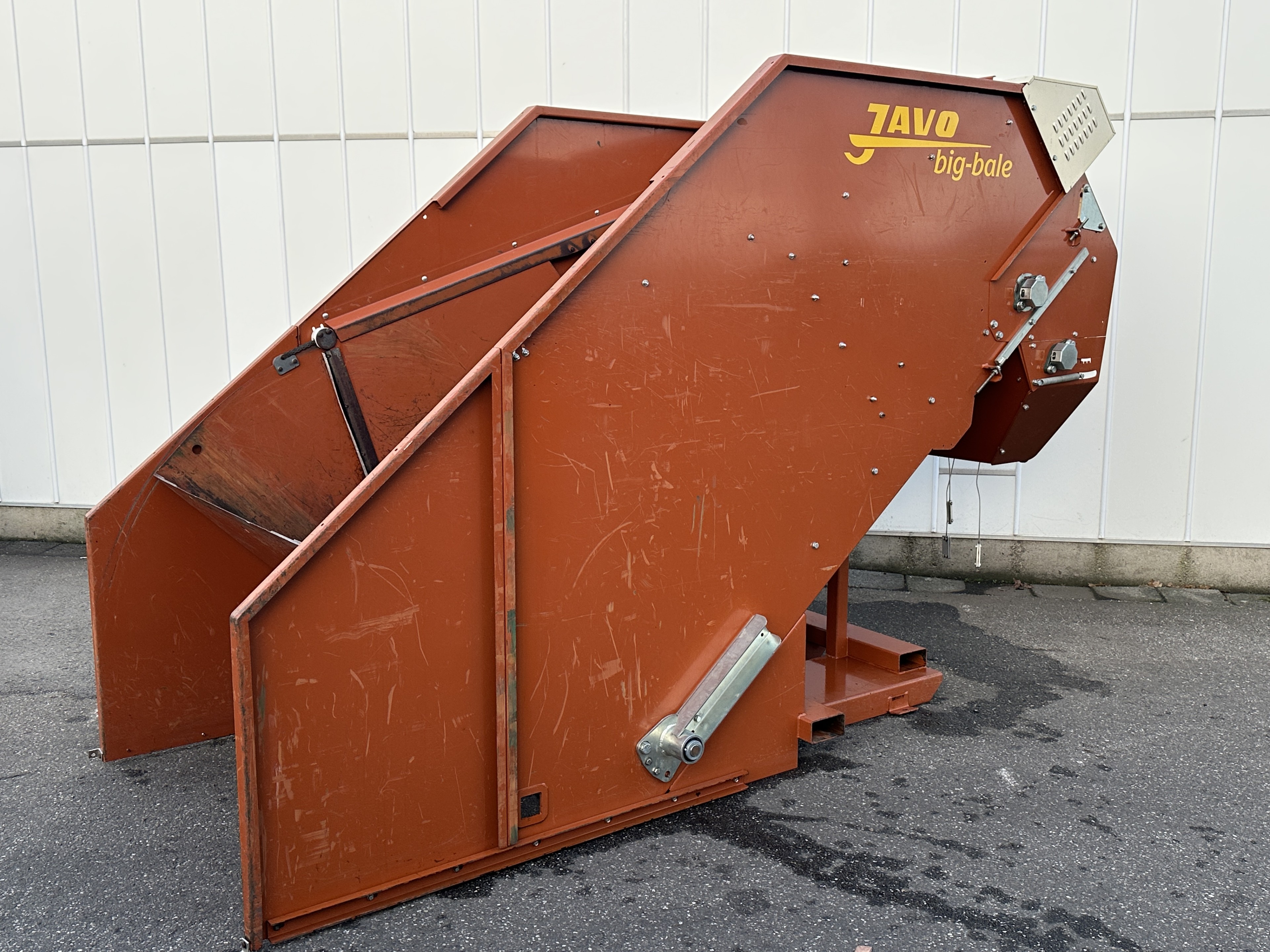 Javo Big Bale Дозатор брикетов субстрата Big-Bale