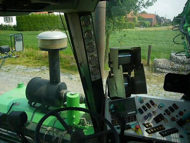 ���������� ������������������ ������� AVR Mistral