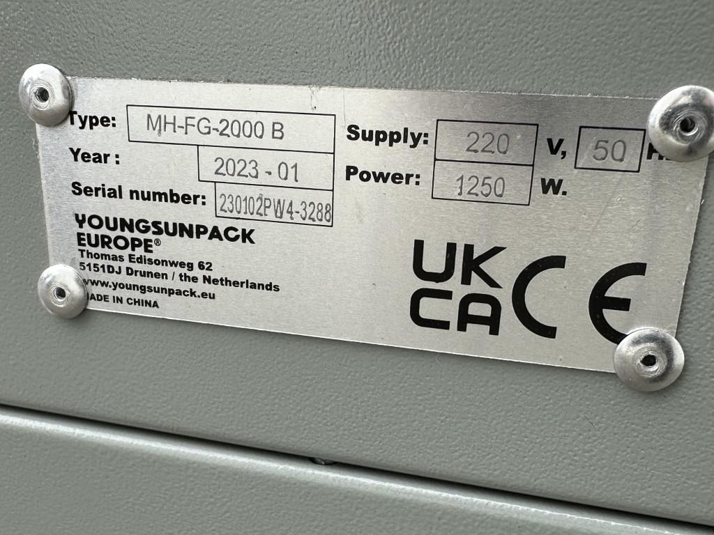Youngsunpack Europe MH-FG2000B Паллетоупаковщик с рампой