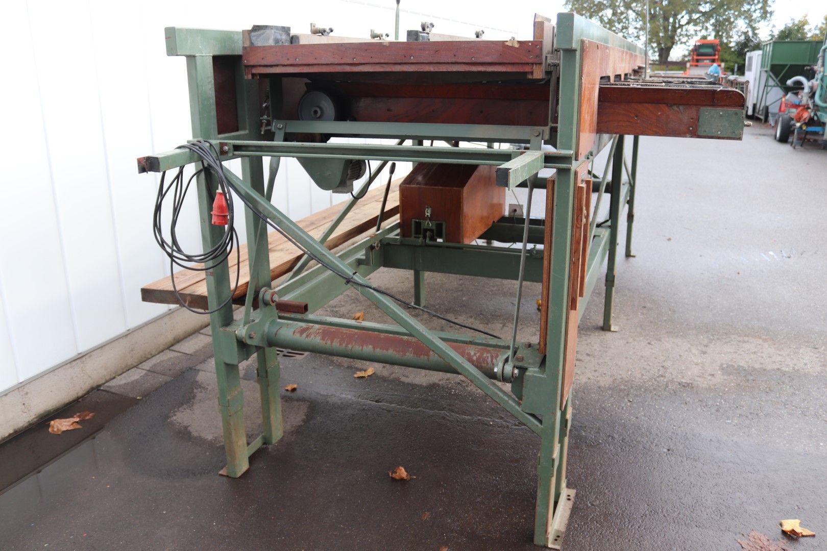 Compas Sorting machine with 6 +1 exits