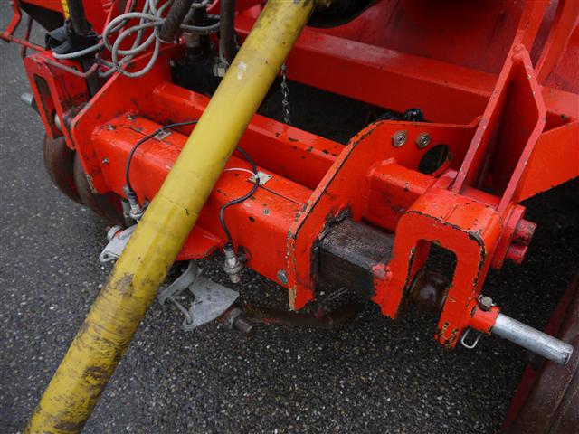 Междурядный роторный культиватор Grimme GF75-4 с высокоскоростным наголовником.