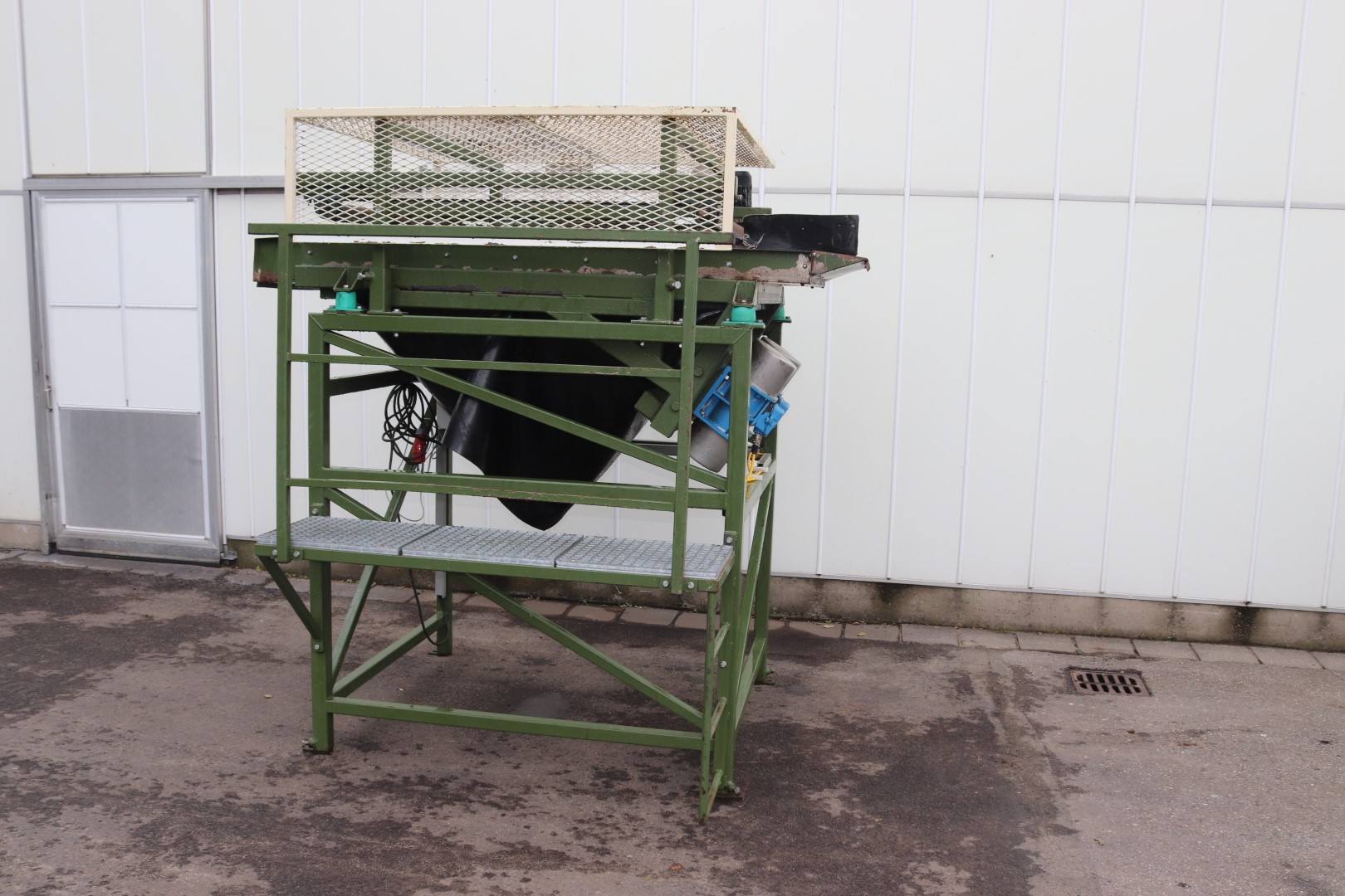Schouten sorting line for brussel sprouts