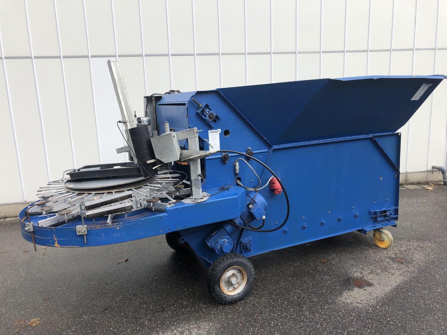 Mayer 1010 potting machine