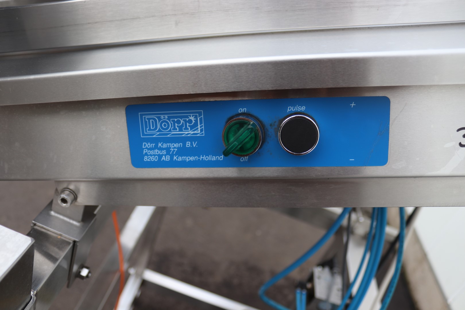 Drr pneumatic dispenser